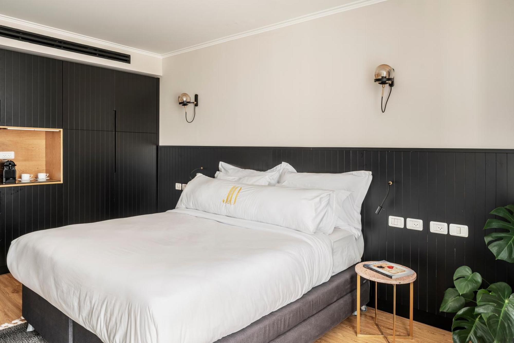 Jo Shtibel Hotel